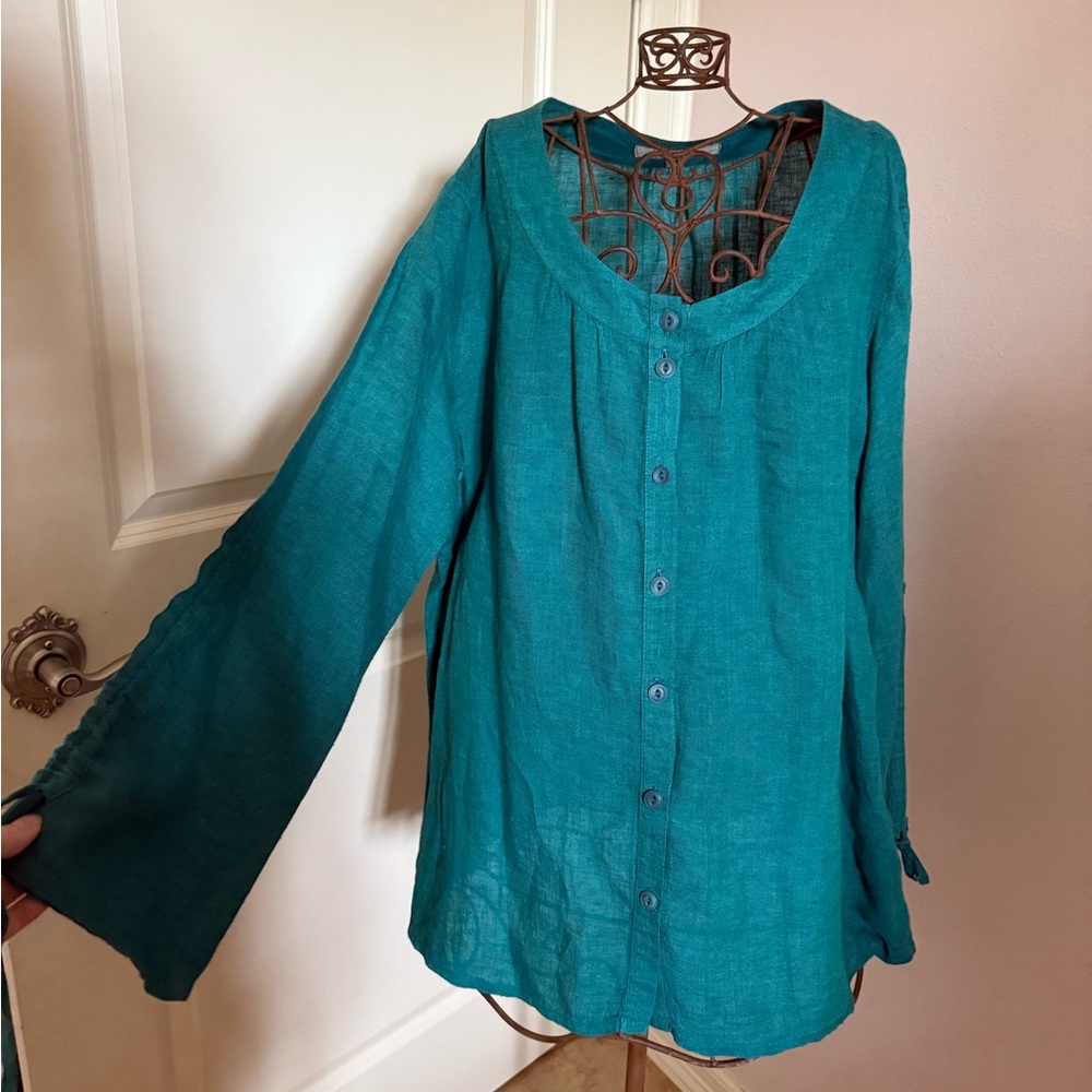 VTG Flax Green Button-Down Women's Top size Medium